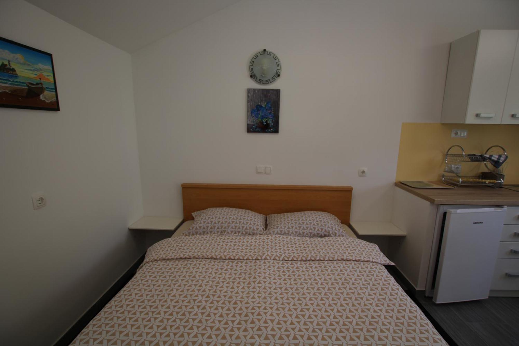Apartments Green Garden Labinci Room photo